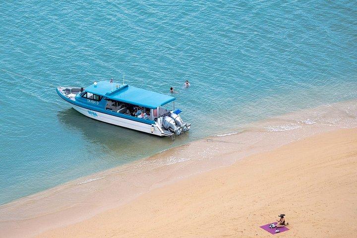 プーケット発パンガー湾プライベートスピードボート全日チャーター