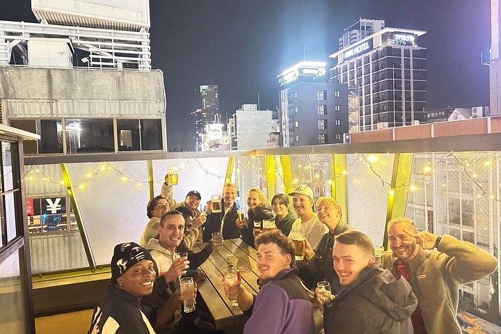 Noches de Osaka: recorrido definitivo por pubs con un guía local experto