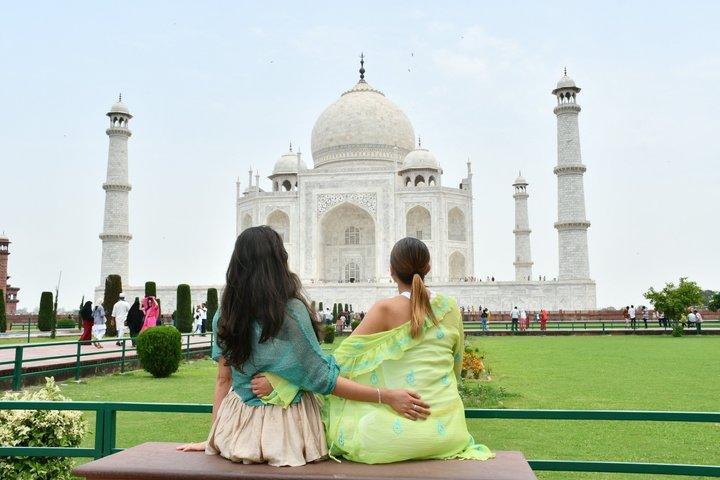 Taj Mahal Sunrise privat guidad tur med Agra City Höjdpunkter