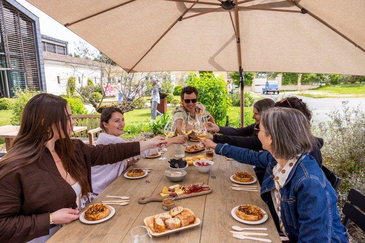 Tour enológico por las tumbas y Saint-Emilion | 3 castillos y picnic gourmet