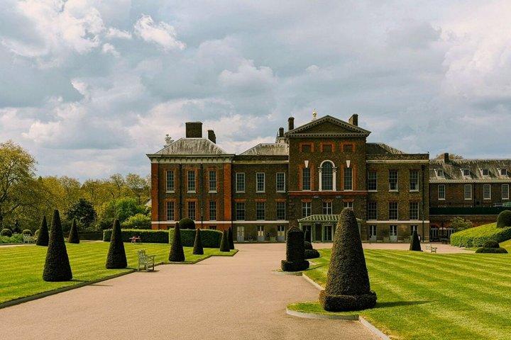 Royal Kensington Gardens Tour & Kensington Palace Entrée
