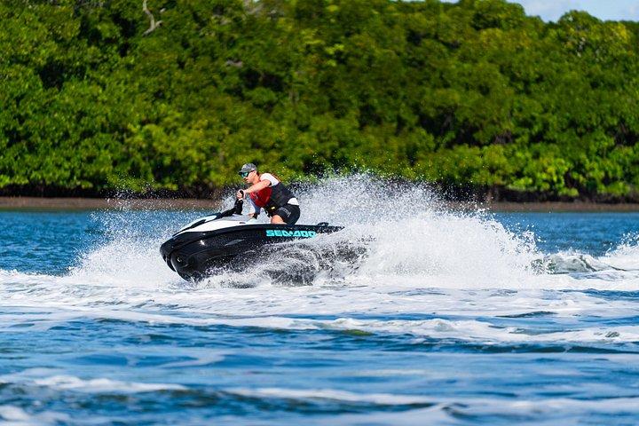 Cairns City: 1 Hour Guided Jet Ski Crocodile Spotting Tour