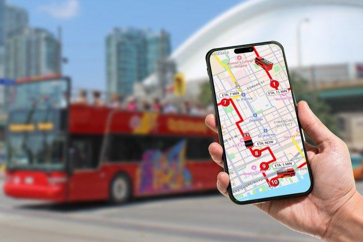Hop-on-Hop-off-Sightseeing-Bustour in Toronto