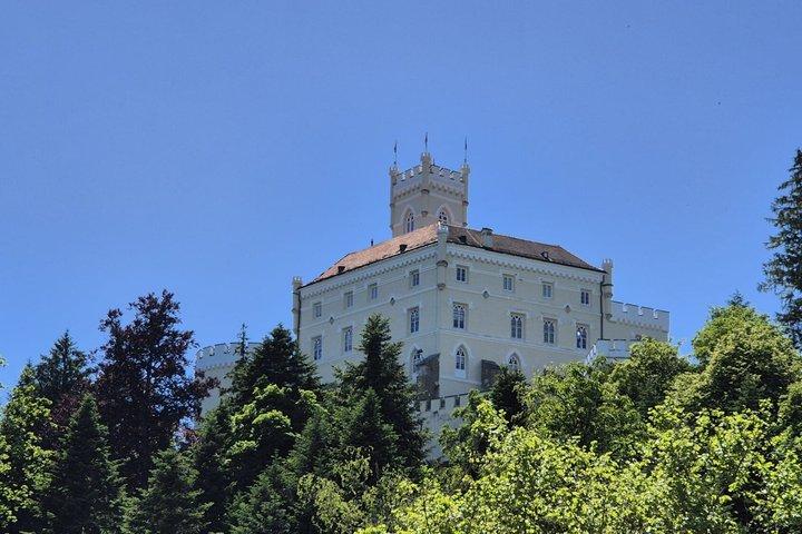 Trakošćan Castle Private Day Trip from Zagreb - Premium SUV
