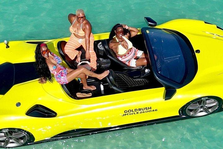 ネグリルのジェットカー、パラセーリング、ウォーターチューブアドベンチャー