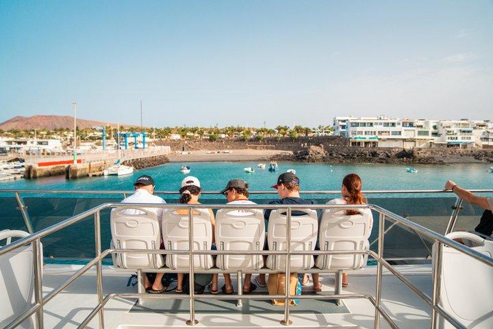 Fuerteventura: Färjebiljett till Lanzarote med gratis wifi