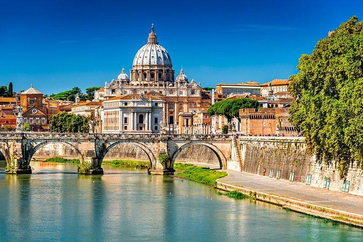 Civitavecchia Shore Excursion: Rome, Vatican & Colosseum