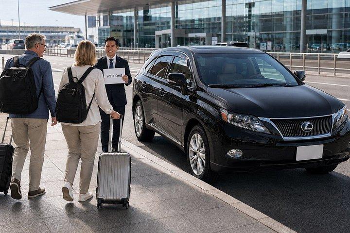 東京：ミート＆グリート付き高級SUVでプライベート空港送迎