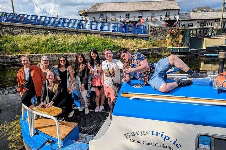 ディグビーロッククルーズ-アイルランドの歴史的な大運河を探索します。
