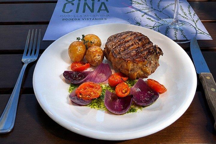 メンドーサプライベートワインツアーペアランチ＆オリーブオイルテイスティング