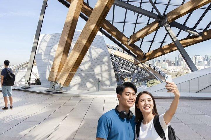 Stichting Louis Vuitton Premium Access