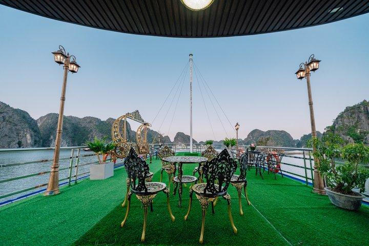 猫場から：小グループ、ランハ、ハロン湾-カヤックツアー