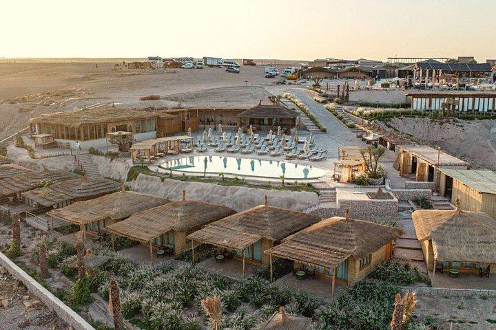 Agafay Desert Luxury Pool Lunch or Pool Dinner Show Private