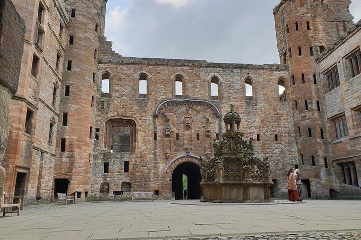 Wallace monument, Stirling Castle, Linlithgow Palace Private Tour