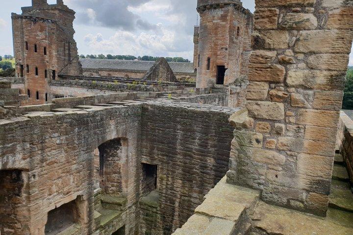 Wallace monument, Stirling Castle, Linlithgow Palace Private Tour