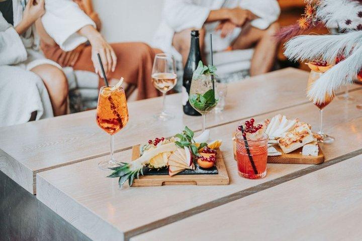 25 - Minute Massage, 2 Hours in the Thermal Pool & Aperitif
