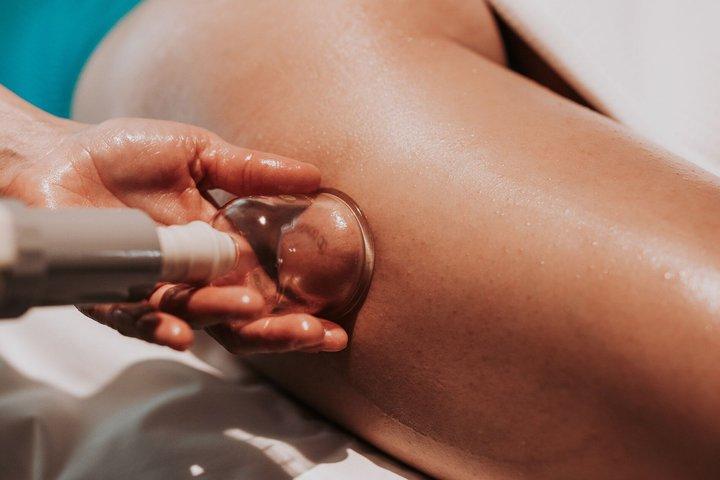 25 - Minute Massage, 2 Hours in the Thermal Pool & Aperitif