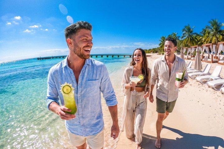 Cozumel : KUZÁ Escape プライベートビーチ、ビュッフェ＆オープンバー