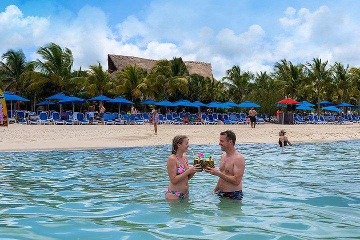 Cozumel : Kuzá Escape プライベートビーチ、ビュッフェ＆オープンバー