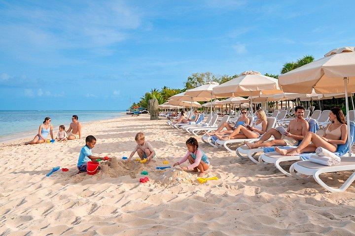 Cozumel : Kuzá Escape プライベートビーチ、ビュッフェ＆オープンバー