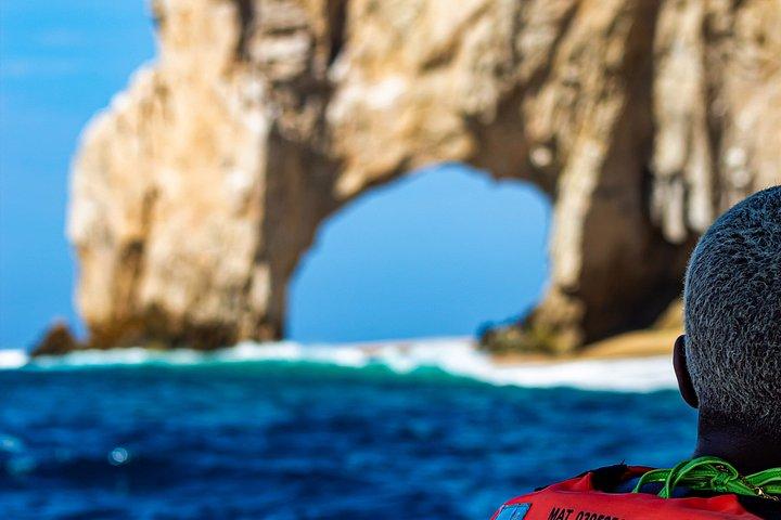 カボ・サン・ルーカスのアーチへの共同ツアー