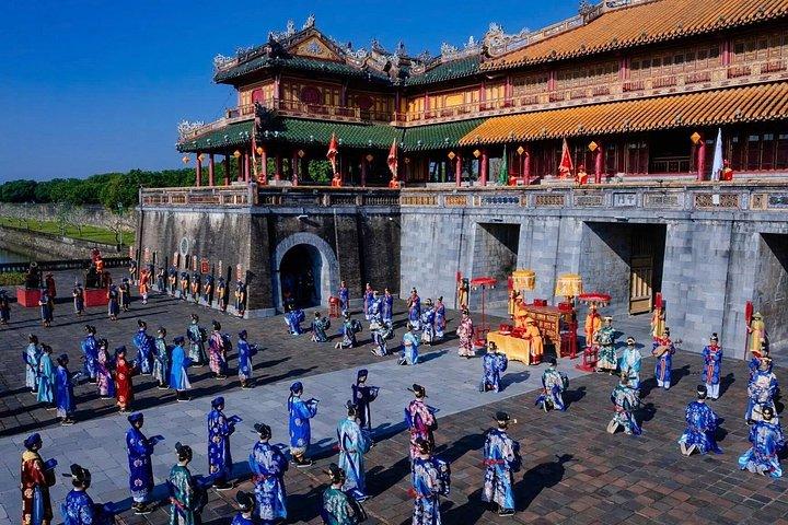 プライベートドライバーによる色相市内ツアーフレキシブル＆カスタム旅程