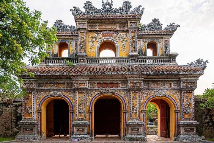 プライベートドライバーによる色相市内ツアーフレキシブル＆カスタム旅程