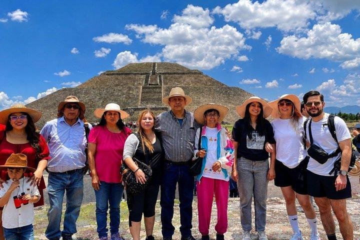 Teotihuacan Pyramids Tour from Mexico City with an Architect