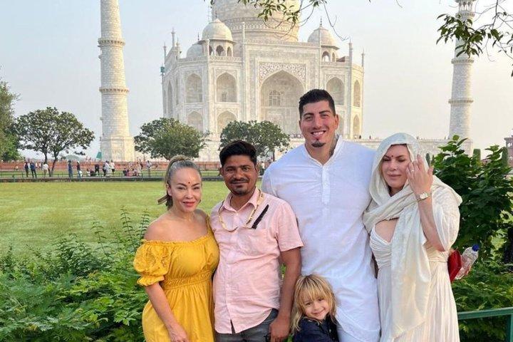 Agra : Taj Mahal and Agra Full day City Tour