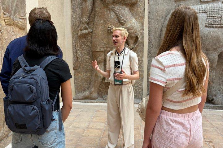 Secrets & Scandals of the Louvre - Limited to 6 Guests