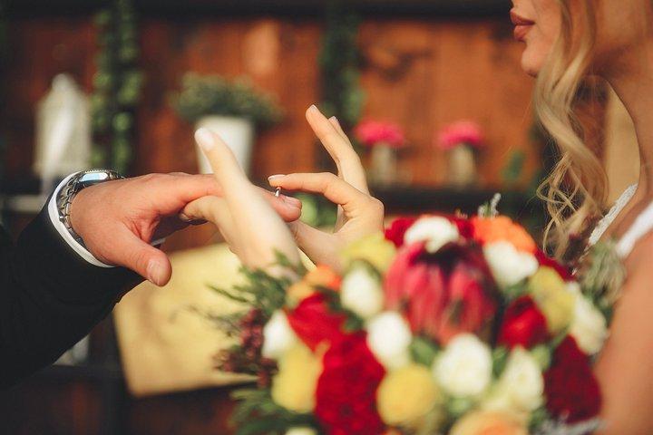 Proposta Venezia e Servizio Matrimoniale Gondola e Consegna Express