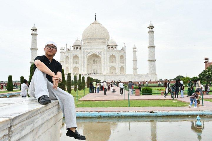 ムンバイ発フライトによるプライベートラグジュアリー当日タージマハルツアー