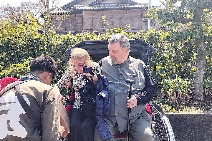 歴史ある京都ガイド付き人力車ツアー祇園・東山