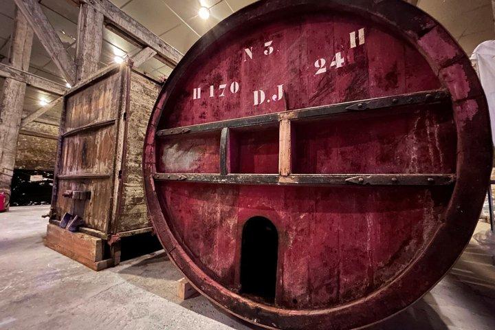 ガロ・ローマ時代の地下貯蔵庫見学と試飲1回