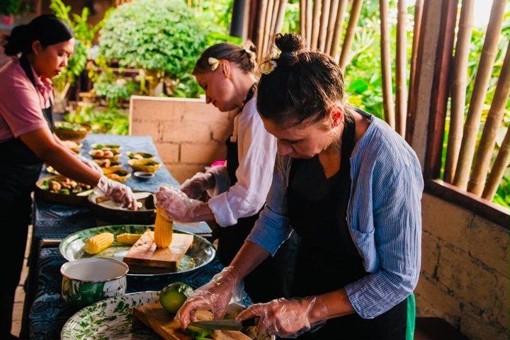 ムンドゥク:本格郷土料理教室