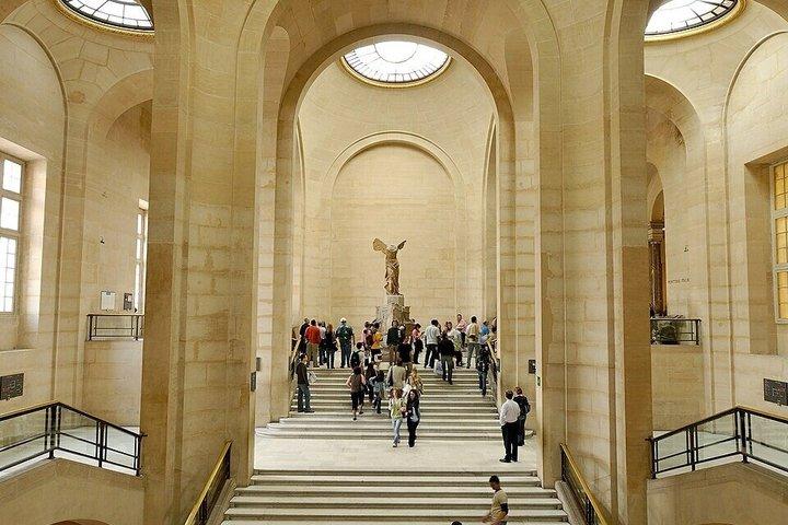 Paris Louvre Museum Guided Tour Mona Lisa and Masterpieces