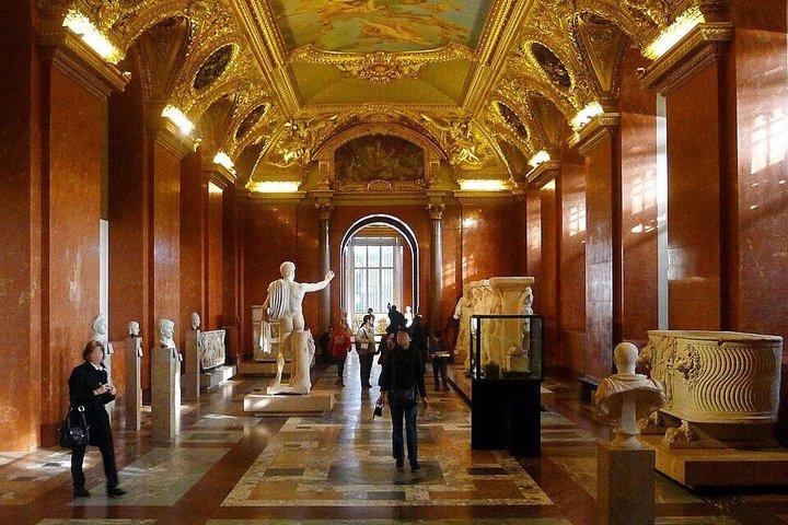 Paris Louvre Museum Guided Tour Mona Lisa and Masterpieces