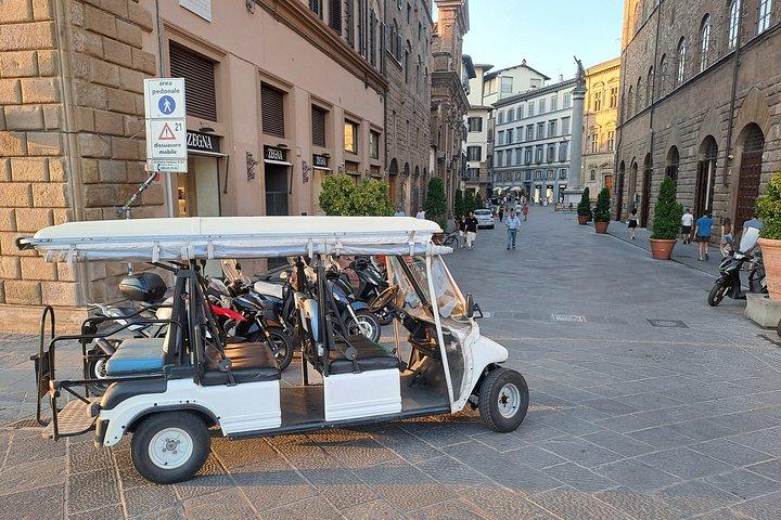 Visite panoramique de Florence en voiturette de golf avec un guide local