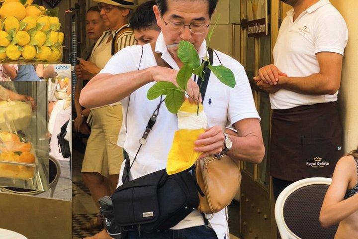 ローマ、ポンペイ、アマルフィ日帰り旅行（優先入場付き）