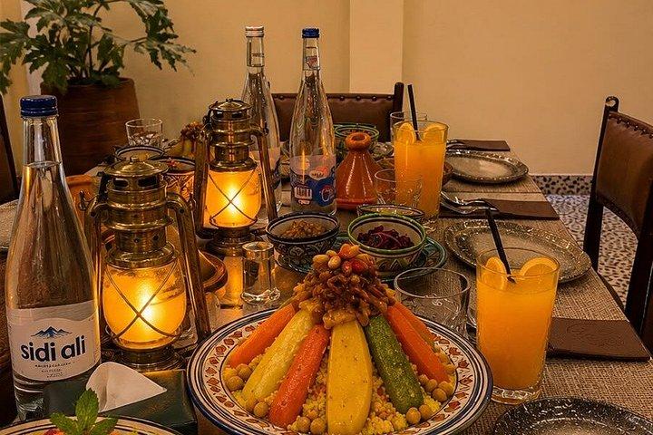 マラケシュ・ガレ・デ・ラ・メディナ1924博物館とモロッコ料理