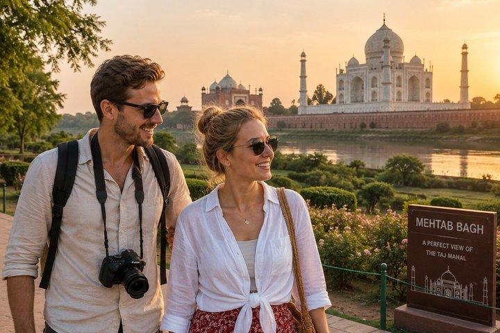 Da Agra: tour guidato di un'intera giornata del Taj Mahal e della città di Agra in auto