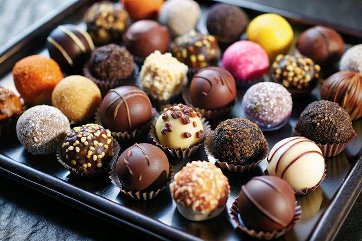 ブルージュの朝ごはんツアーチョコレートワッフルビールフランドル料理