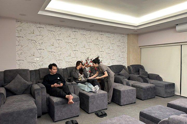 ハノイで150分のデラックスボディケアの儀式