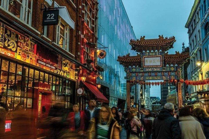 Secret London: Beauty and Architecture Walking Tour