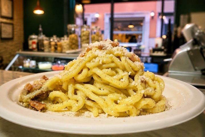 Rome Food Tour em Monti Street Food Pasta e Coliseu