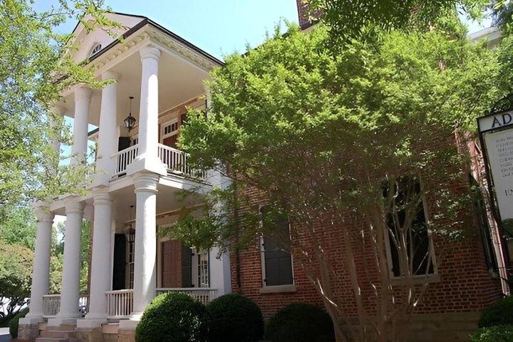 Raleigh Historian-Guided Downtown Walking Tour
