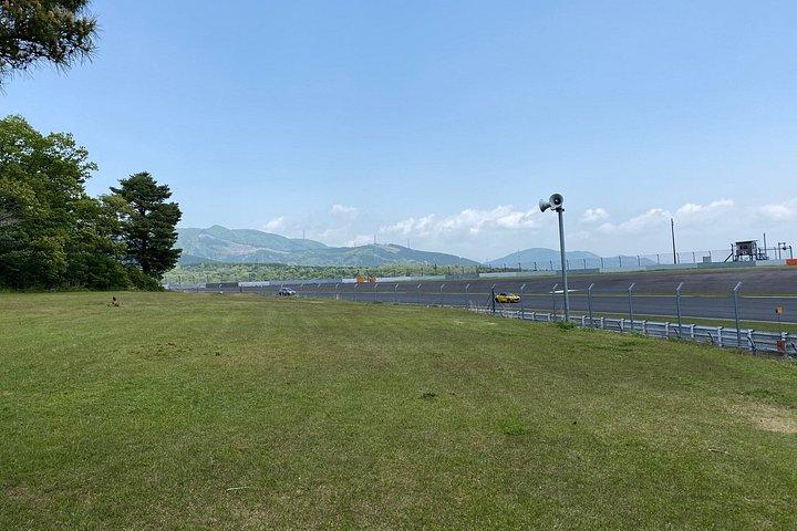 英語ドライバーによる富士山・箱根ツアー