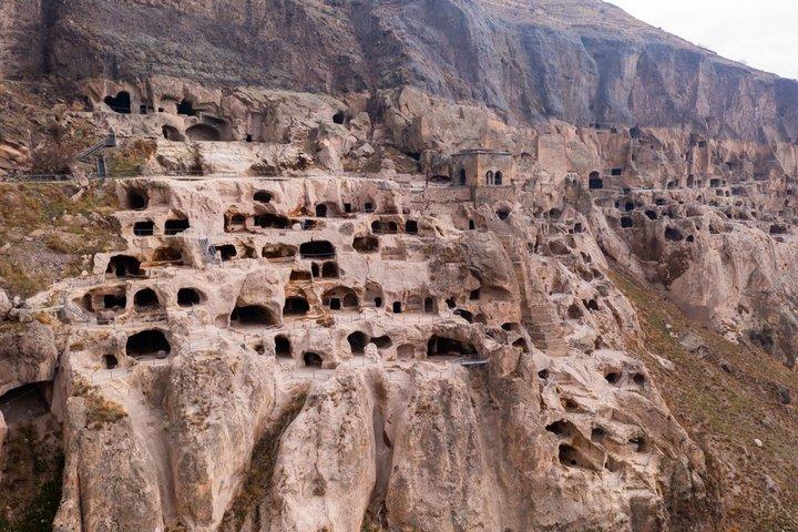 Borjomi Nature, Rabati Castle and Vardzia Cave City Tour