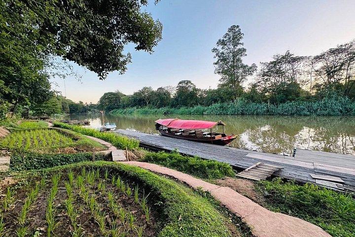 タイファーマーズハウスとカオソーイでチェンマイ川クルーズ