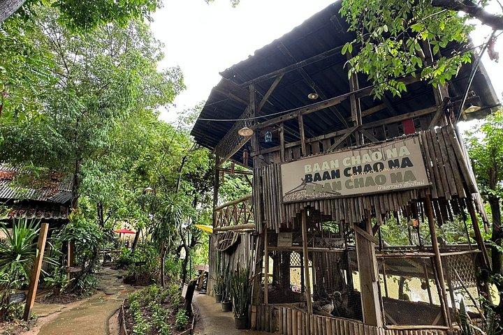 タイファーマーズハウスとカオソーイでチェンマイ川クルーズ